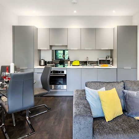 Homely - Watford Premier Apartments Exterior photo