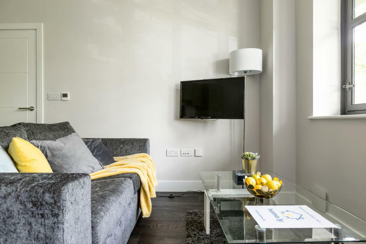 Homely - Watford Premier Apartments Exterior photo